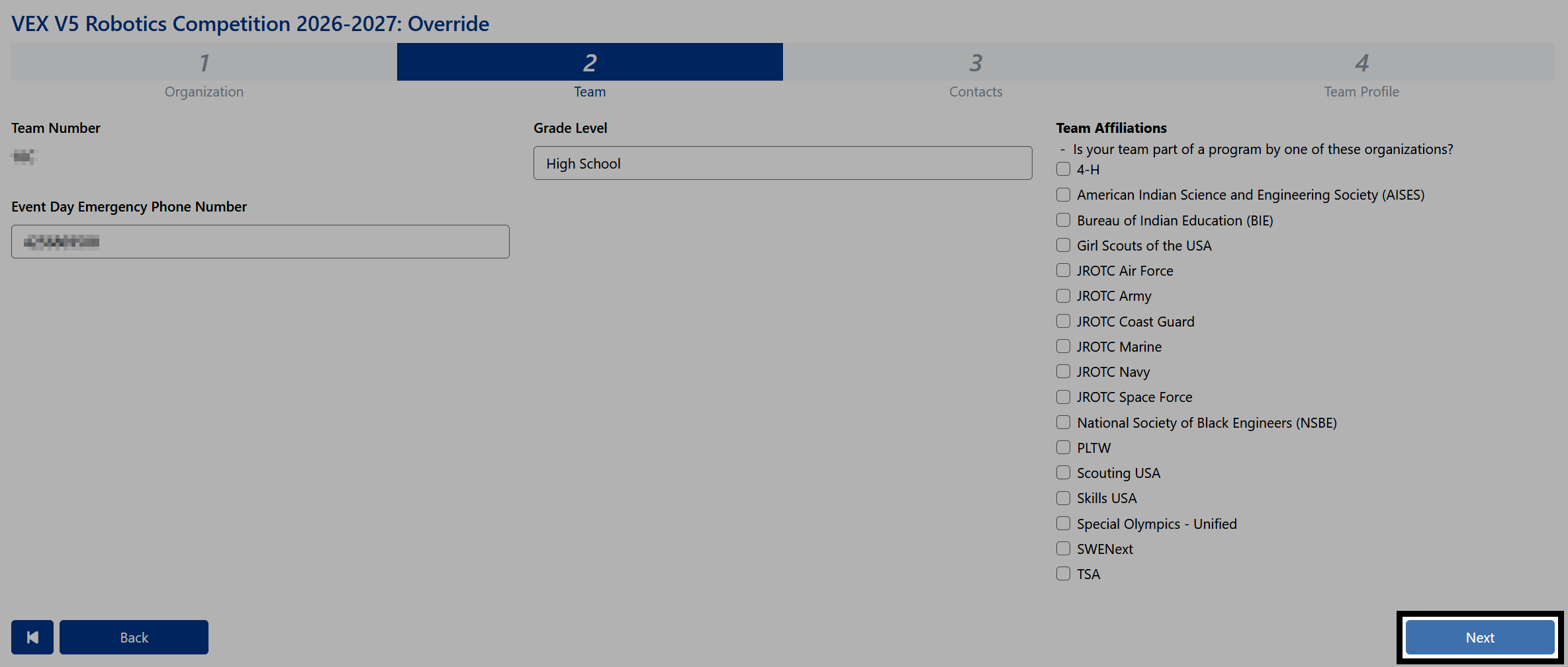 The same team information screen with the Next button highlighted.